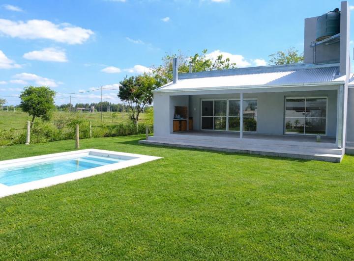 Casa · 54m² · 2 Ambientes · 1 Cochera