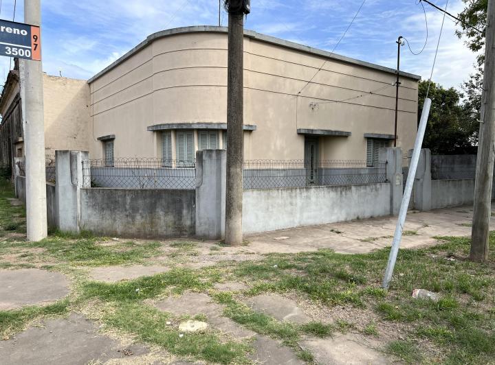 Casa · 237m² · 5 Ambientes · 1 Cochera