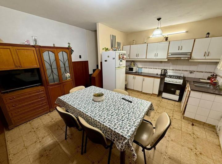 Casa · 225m² · 3 Ambientes
