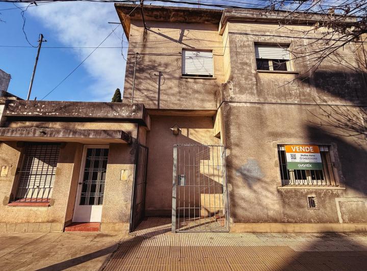 Casa · 183m² · 5 Ambientes · 1 Cochera