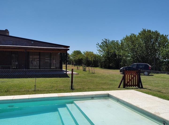 Casa · 130m² · 3 Ambientes · 2 Cocheras
