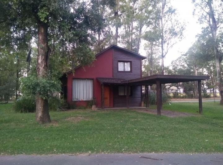 Casa · 90m² · 7 Ambientes