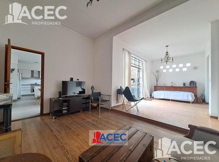 Casa · 138m² · 4 Ambientes · 1 Cochera