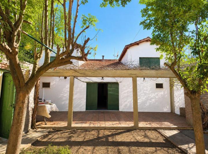 Casa · 325m² · 4 Ambientes