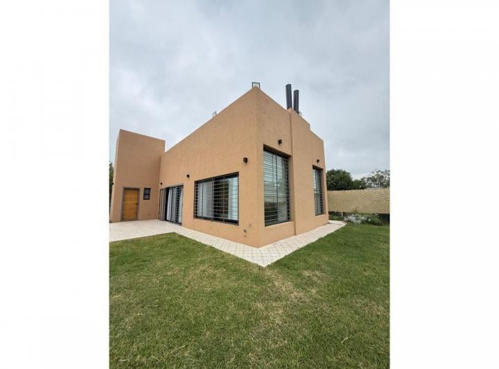Casa · 70m² · 1 Ambiente