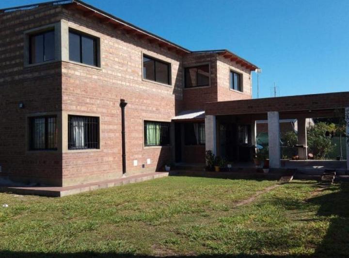 Casa · 160ha · 5 Ambientes