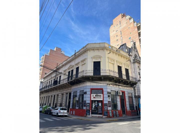 Casa · 161m² · 15 Ambientes