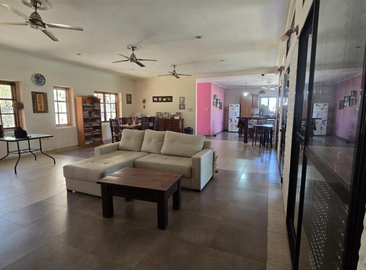 Casa · 187m² · 10 Ambientes