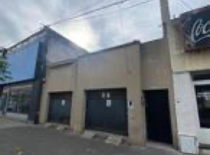 Casa · 495m² · 7 Ambientes · 2 Cocheras