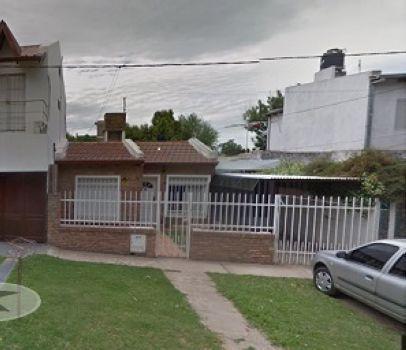 Casa · 70m² · 2 Dormitorios · 1 Cochera