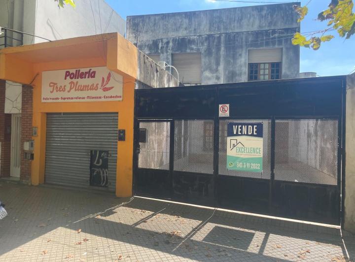 Casa · 226m² · 5 Ambientes · 2 Cocheras