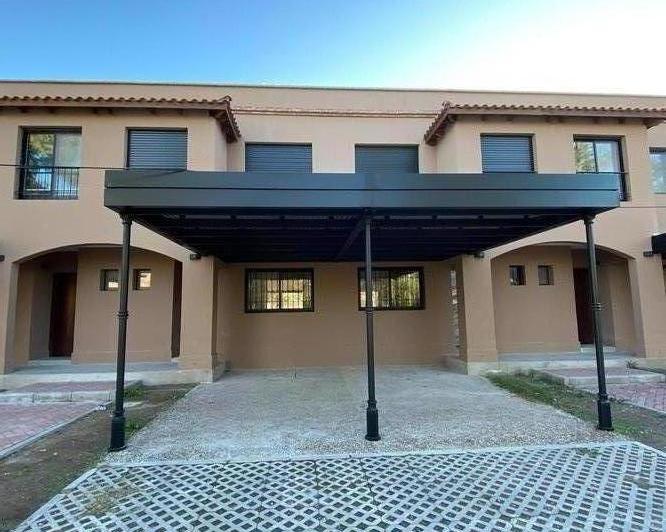 Casa · 150m² · 4 Ambientes · 2 Cocheras