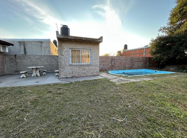 Casa · 103m² · 5 Ambientes · 1 Cochera