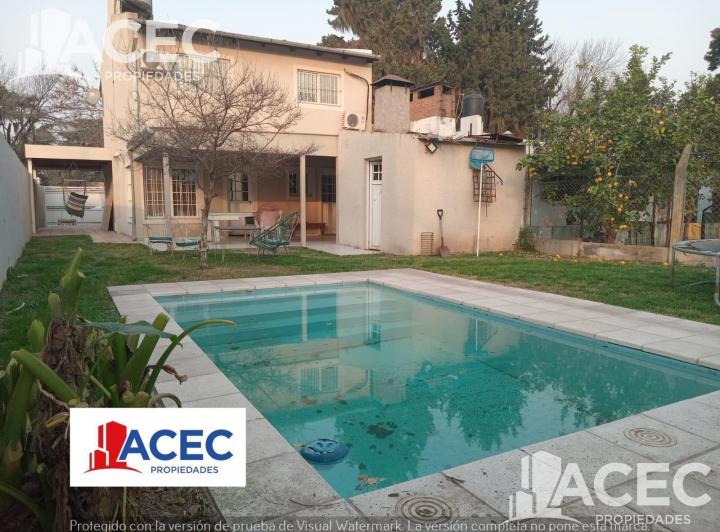 Casa · 113m² · 4 Ambientes · 1 Cochera