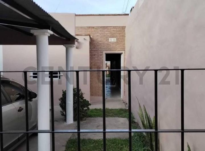 Casa · 88m² · 3 Ambientes · 1 Cochera