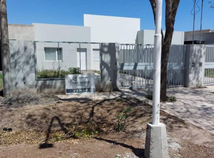 Casa · 138m² · 3 Ambientes · 1 Cochera