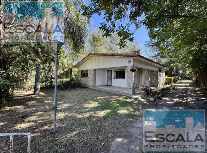 Casa · 130m² · 6 Ambientes · 2 Cocheras