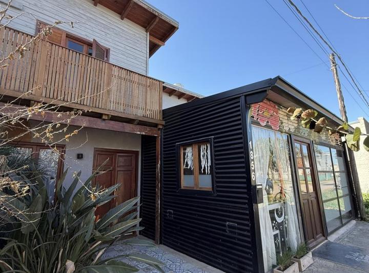 Casa · 356m² · 4 Ambientes · 1 Cochera