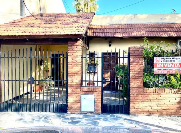 Casa · 88m² · 7 Ambientes · 1 Cochera