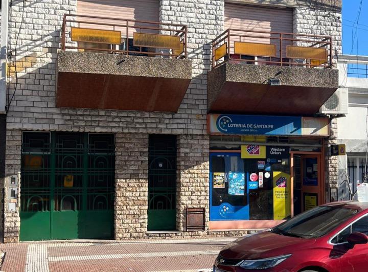Casa · 336m² · 5 Ambientes · 1 Cochera