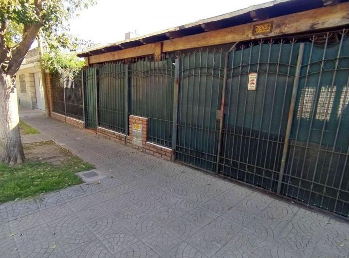 Casa · 78m² · 4 Ambientes · 1 Cochera