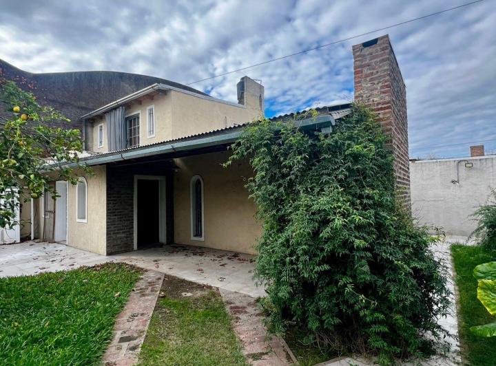Casa · 120m² · 4 Ambientes · 1 Cochera