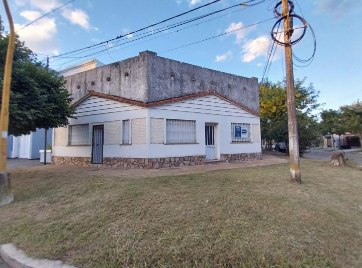 Casa · 269m² · 10 Ambientes · 1 Cochera