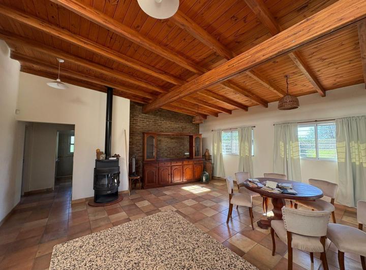 Casa · 110m² · 3 Ambientes · 2 Cocheras