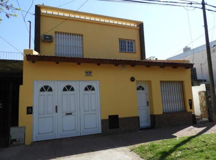 Casa · 100m² · 7 Ambientes