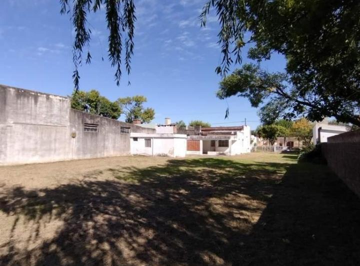 Casa · 1000m² · 5 Ambientes