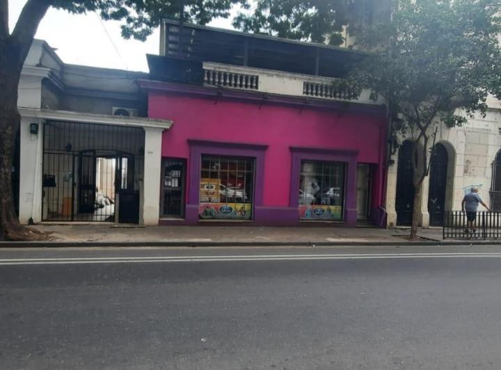 Casa · 196m² · 7 Ambientes