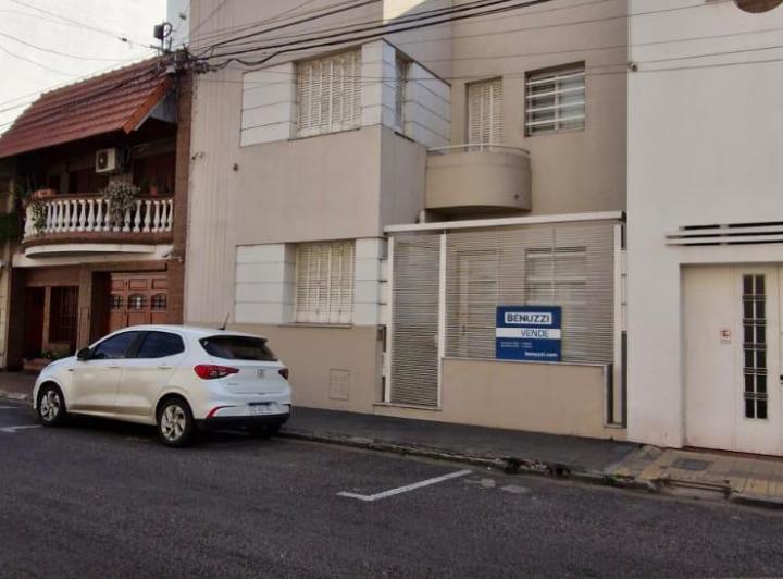 Casa · 170m² · 5 Ambientes