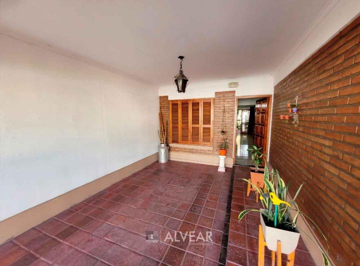 Casa · 124m² · 4 Ambientes · 1 Cochera