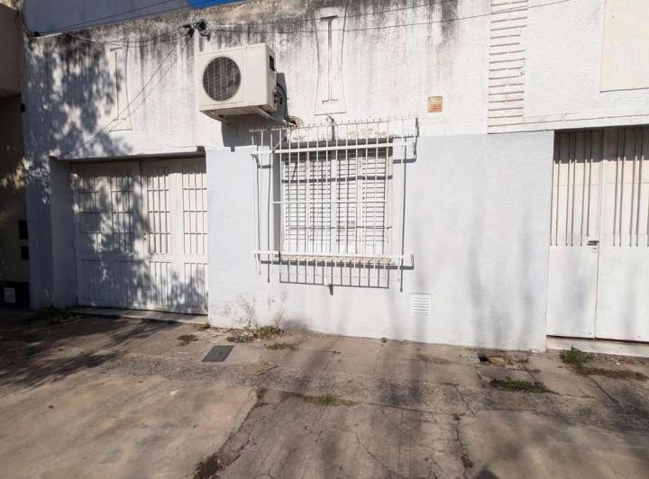 Casa · 193m² · 3 Ambientes · 1 Cochera