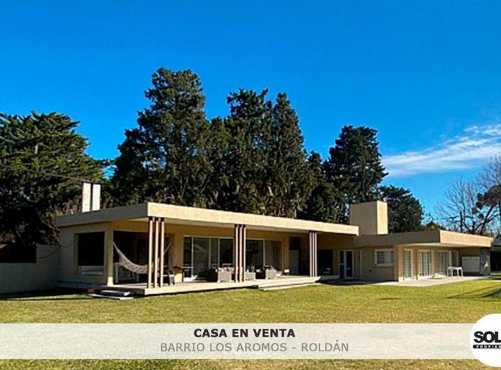 Casa · 380m² · 4 Dormitorios · 1 Cochera