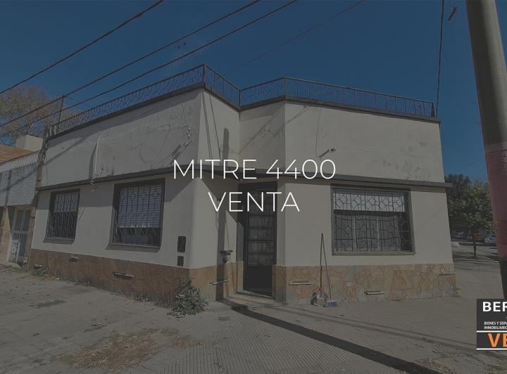 Casa · 5 Ambientes · 1 Cochera