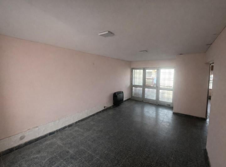 Casa · 85m² · 3 Ambientes · 1 Cochera