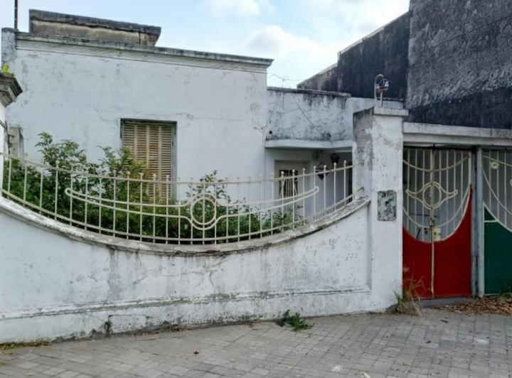 Casa · 128m² · 3 Ambientes · 1 Cochera