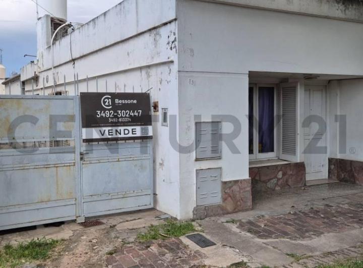 Casa · 200m² · 6 Ambientes