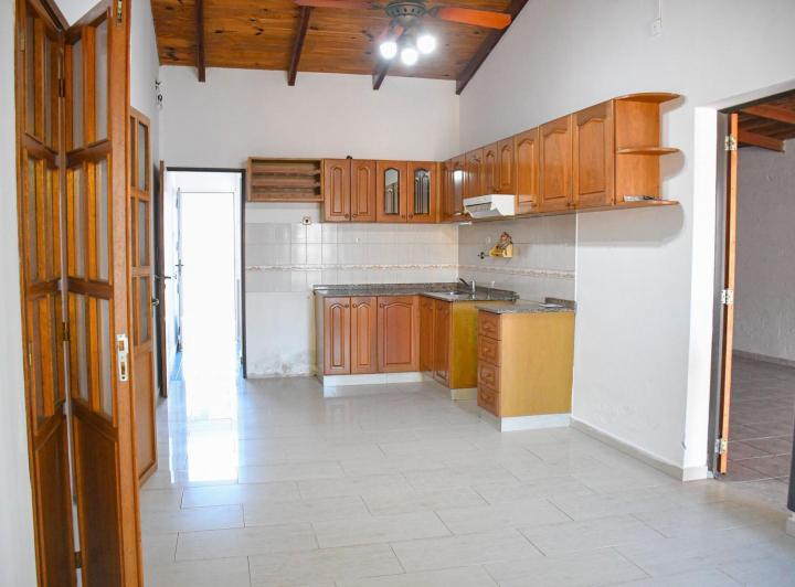 Casa · 117m² · 5 Ambientes · 3 Cocheras
