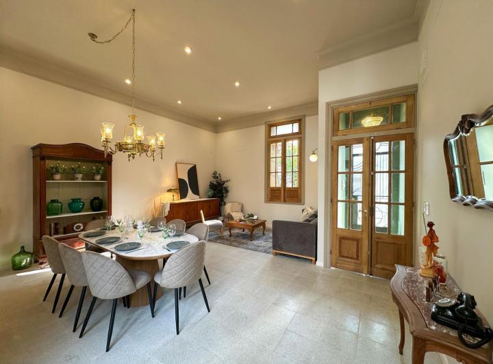 Casa · 151m² · 6 Ambientes · 1 Cochera