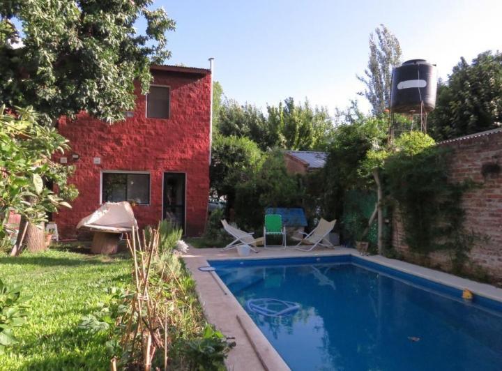 Casa · 160m² · 5 Ambientes · 2 Cocheras