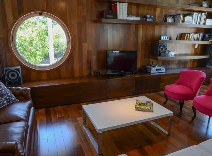 Casa · 205m² · 5 Ambientes · 2 Cocheras