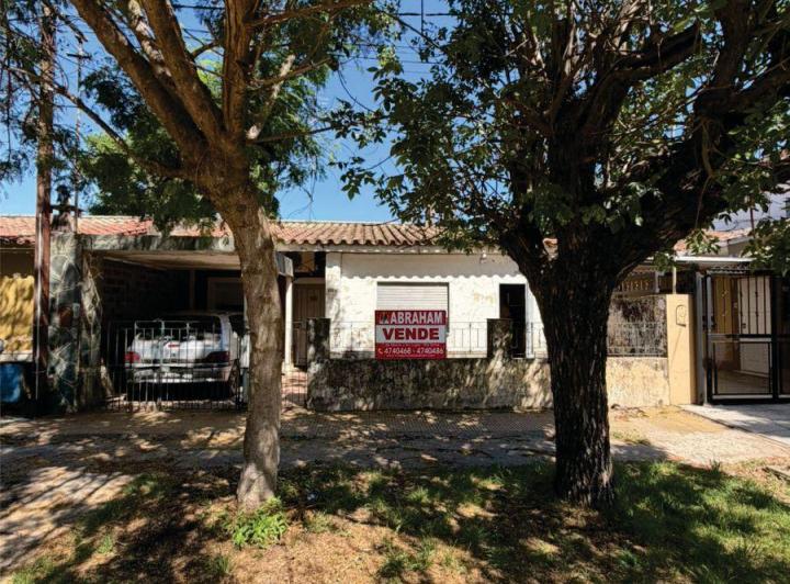 Casa · 70m² · 6 Ambientes · 1 Cochera