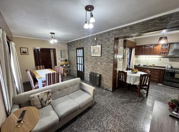 Casa · 85m² · 4 Ambientes