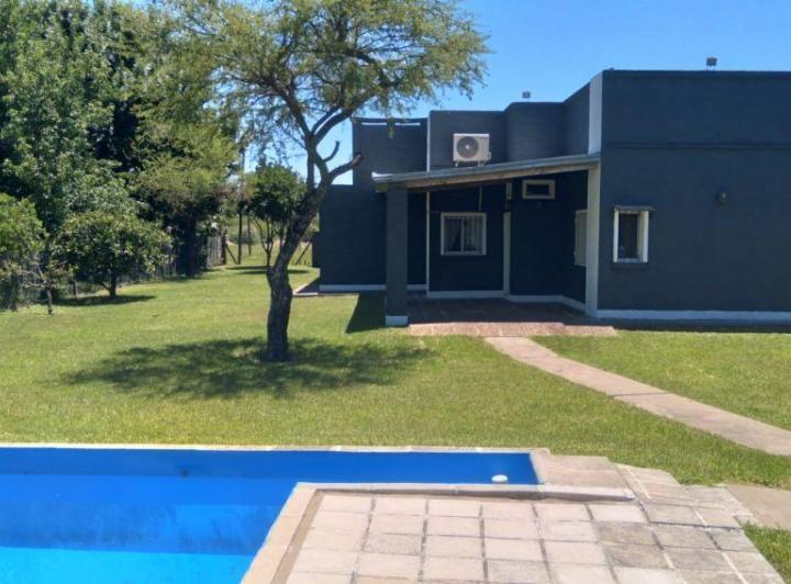 Casa · 276m² · 5 Ambientes · 4 Cocheras