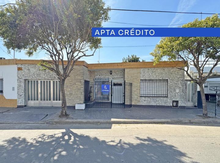 Casa · 132m² · 3 Dormitorios · 2 Cocheras