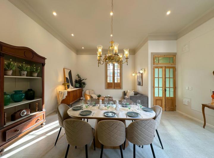 Casa · 151m² · 6 Ambientes · 1 Cochera