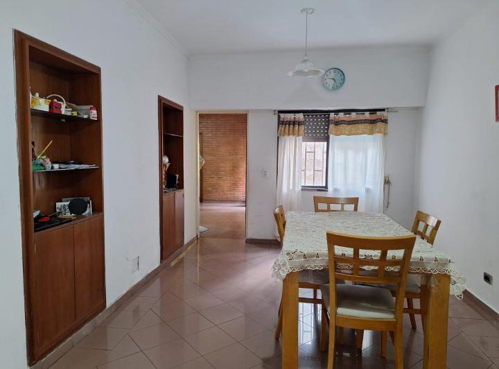 Casa · 148m² · 6 Ambientes · 1 Cochera