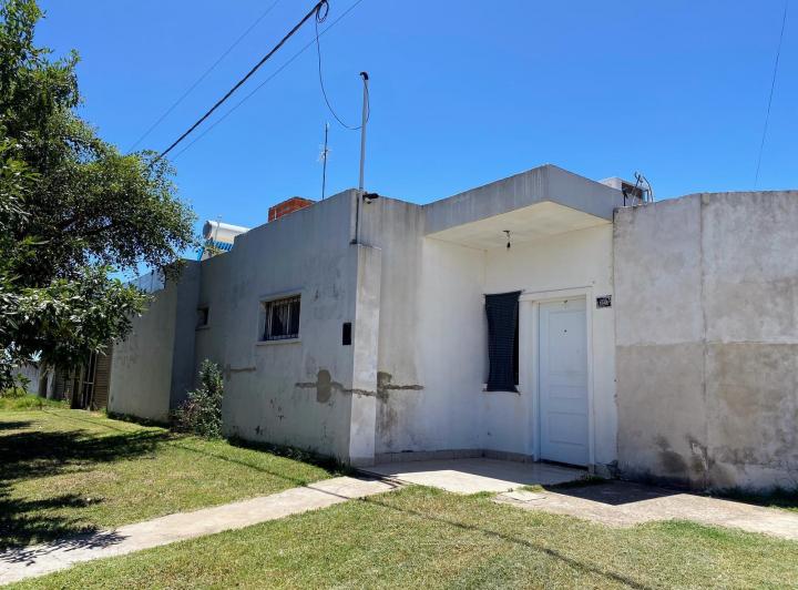 Casa · 330m² · 3 Ambientes · 3 Cocheras